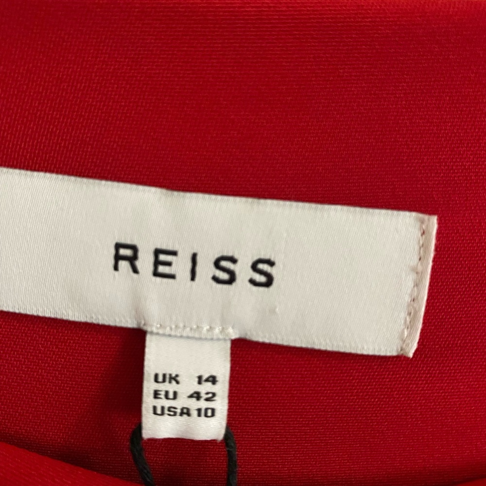 NEW REISS Red Robyn Ruffle - Picture 5 of 9